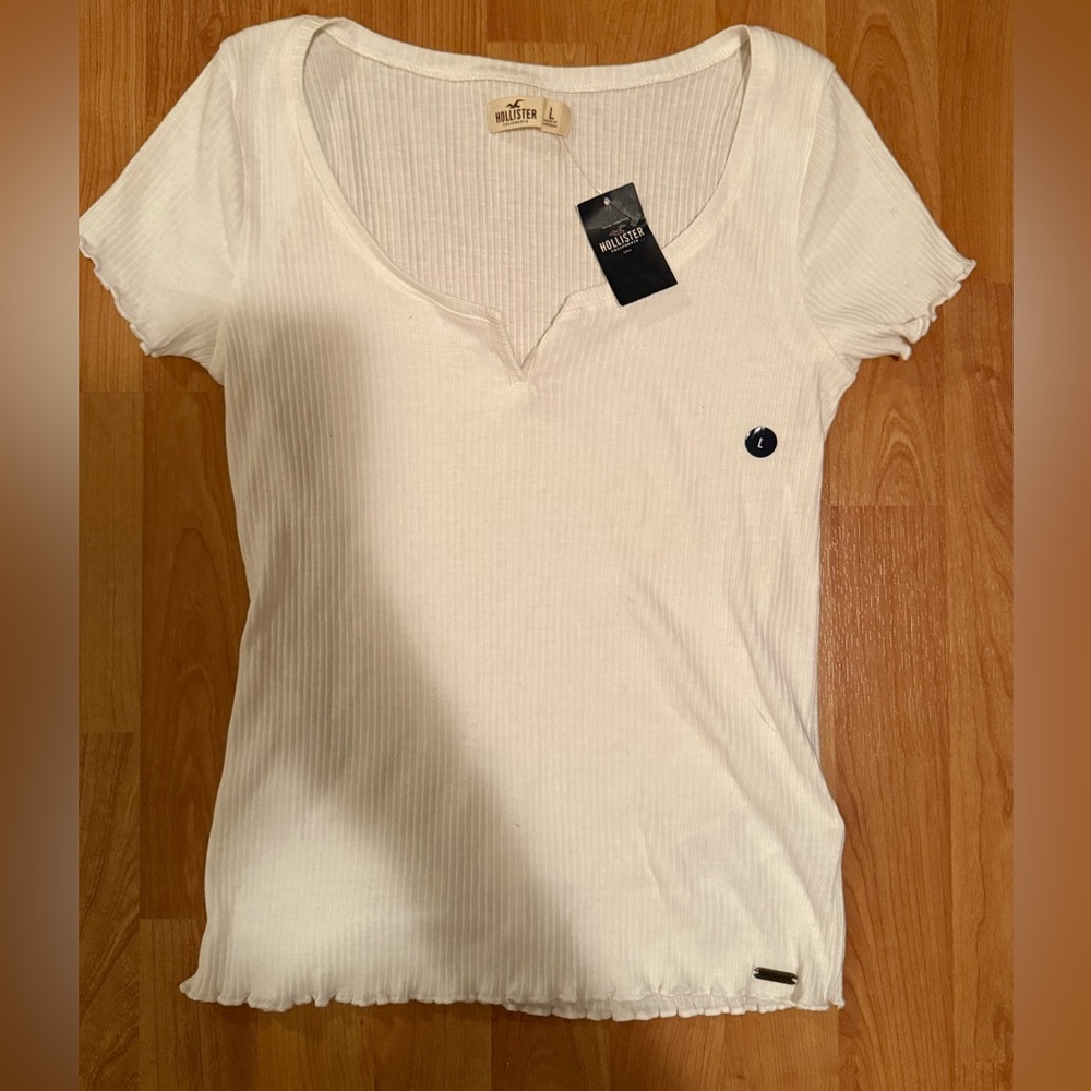 Hollister Ivory Ribbed Short Sleeve Tee